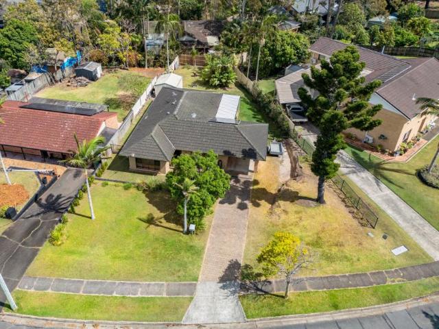 House for sale in Ashmore, Gold Coast City