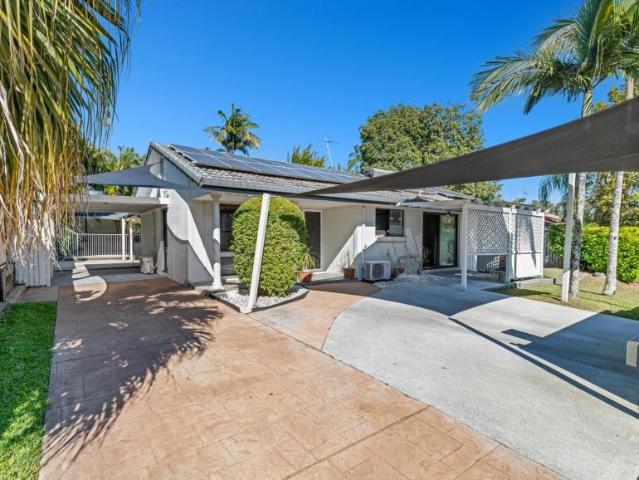 House for sale in Ashmore, Gold Coast City