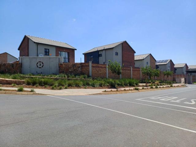 House for rent in Lion Pride Lifestyle Estate, Roodepoort
