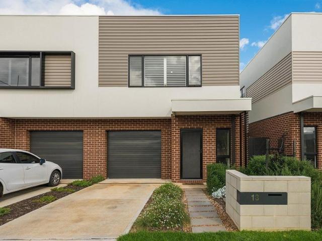 House for rent in Avondale Heights, Melbourne