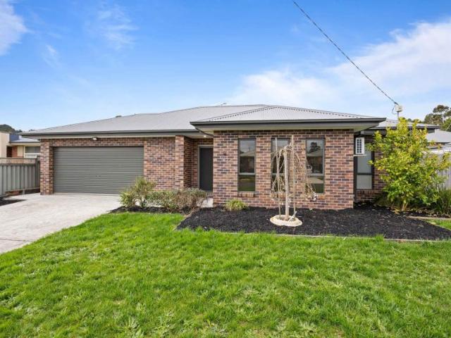 House for rent in Ballarat East, Ballarat