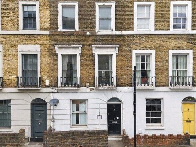 House for sale in Cat Hill, England