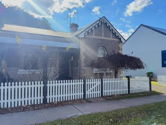 House for rent in Bathurst