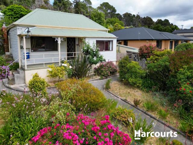 House for sale in Beaconsfield, West Tamar