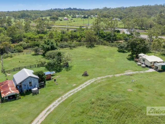 House for sale in Beecher, Gladstone
