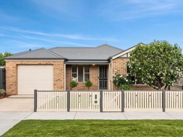 House for sale in Belmont, Geelong