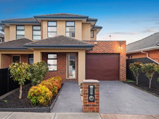 House for sale in Bentleigh East, Melbourne