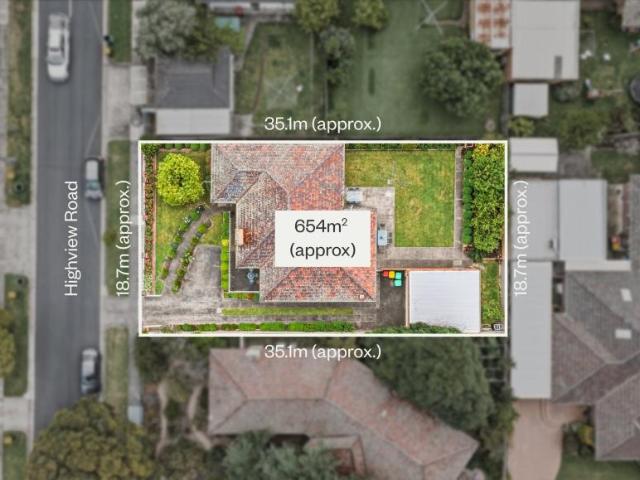 House for sale in Bentleigh East, Melbourne