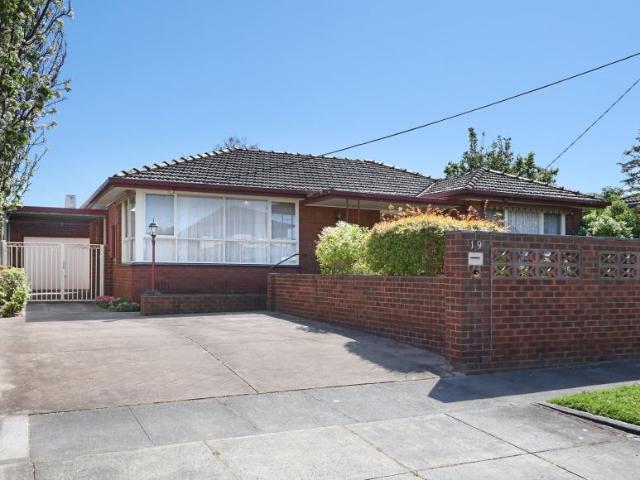 House for sale in Bentleigh East, Melbourne
