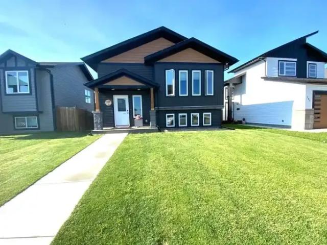 House for rent in Blackfalds, Alberta