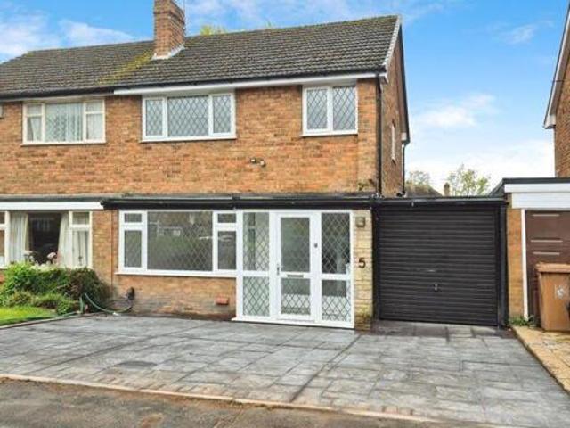 House for sale in Bloxwich, Heath End