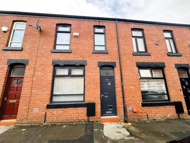 House for sale in Lee Bank, Greater Manchester