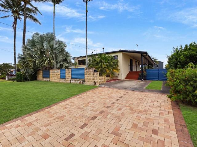 House for sale in Bongaree, Greater Brisbane