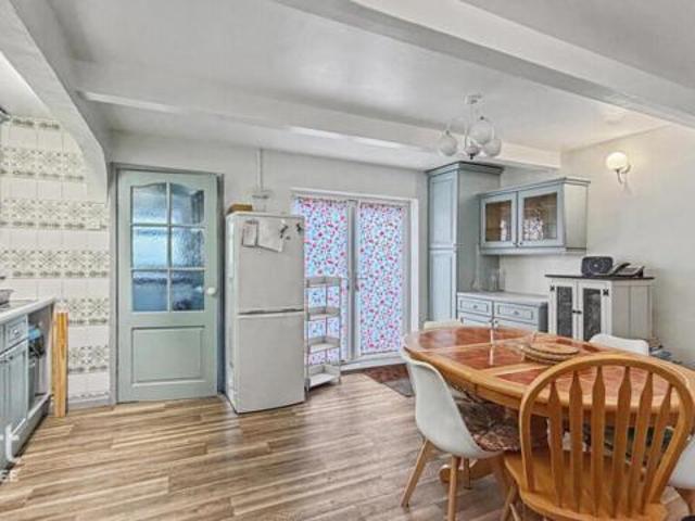 House for sale in Dale Hill, Essex