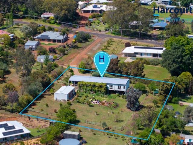 House for sale in Bridgetown, Shire Of Bridgetown-Greenbushes
