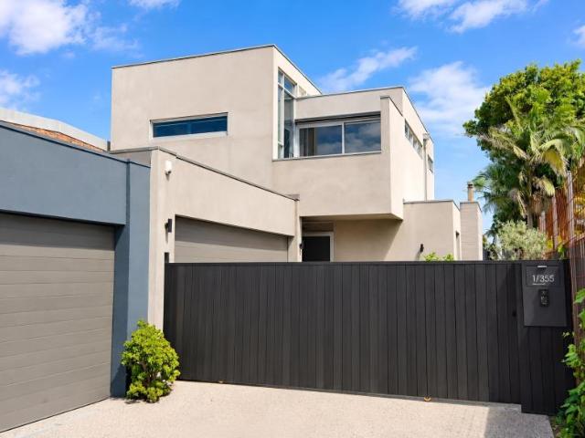 House for rent in Brighton, Melbourne