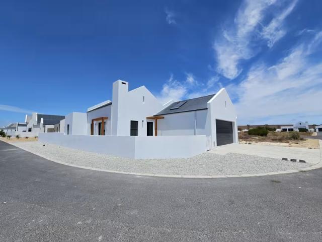 House for sale in Britanniabaai, Saldanha Bay Local Municipality