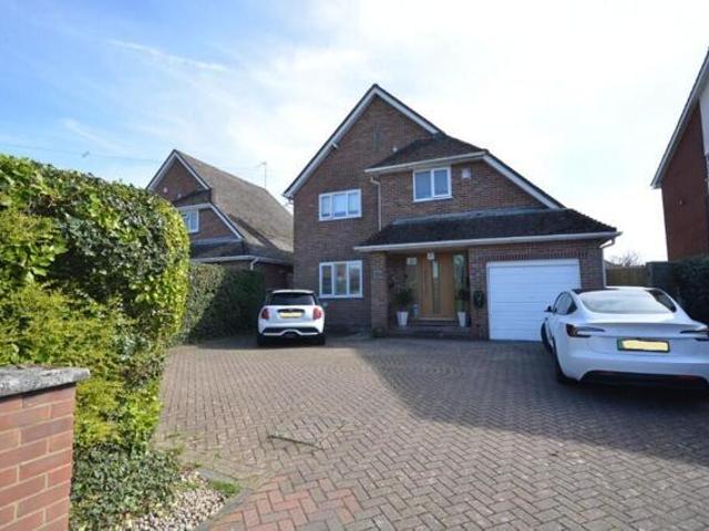 House for sale in Broadstone, Broadstone