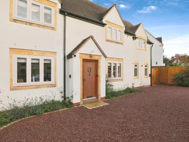 House for sale in Broadway, Broadway