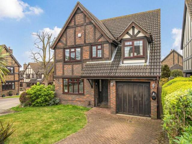 House for sale in Greater London