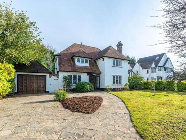 House for sale in Bromley, Locksbottom