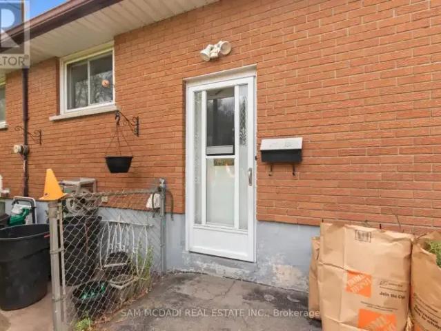 House for rent in Burlington, Ontario