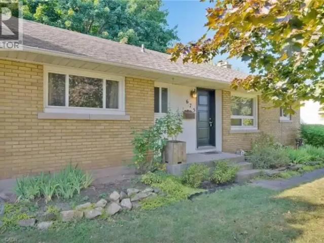 House for rent in Burlington, Ontario