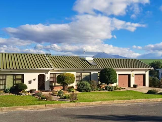 House for sale in Caledon, Western Cape