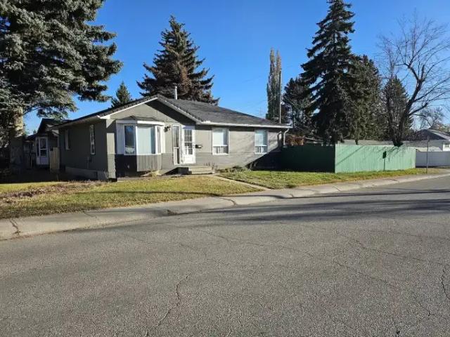 House for rent in Northwest, Alberta