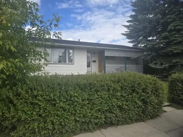 House for rent in Northwest, Alberta