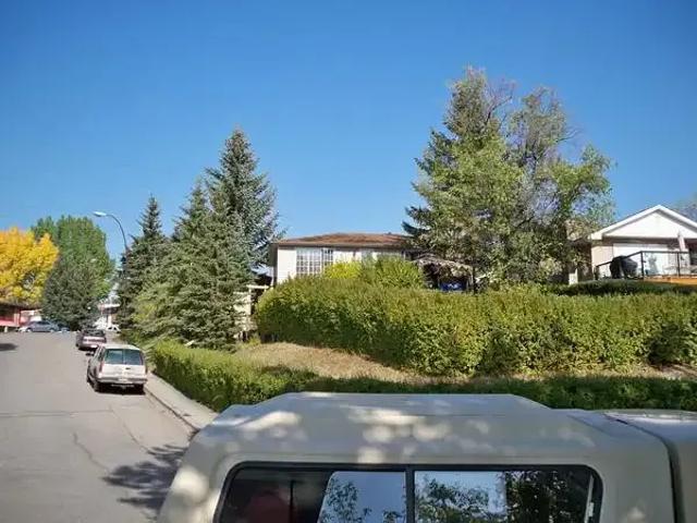 House for rent in Montgomery, Calgary