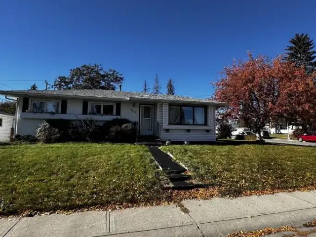 House for rent in Acadia, Calgary