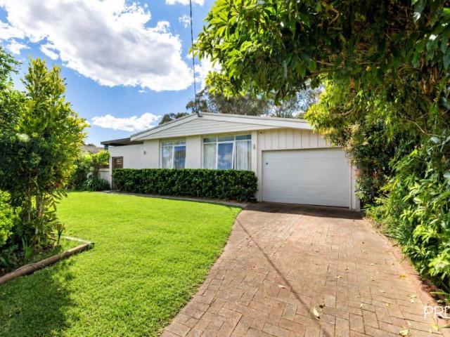 House for sale in Cambridge Park, Sydney