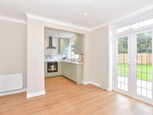 House for sale in Longport, The Bridge