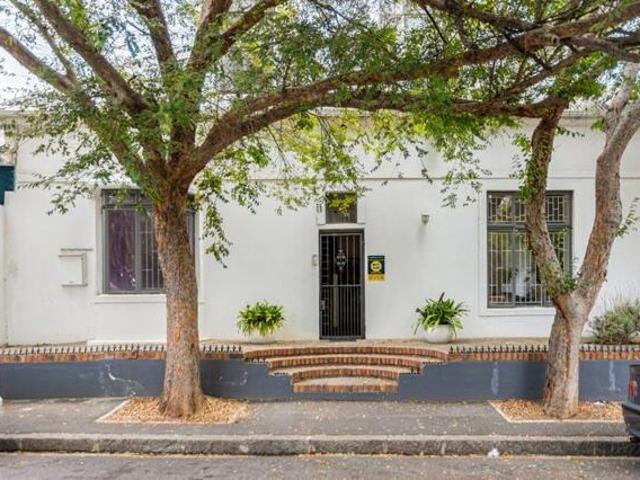 House for sale in Cape Town, Western Cape