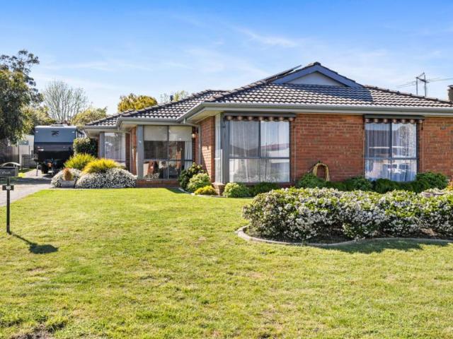 House for sale in Cardigan Village