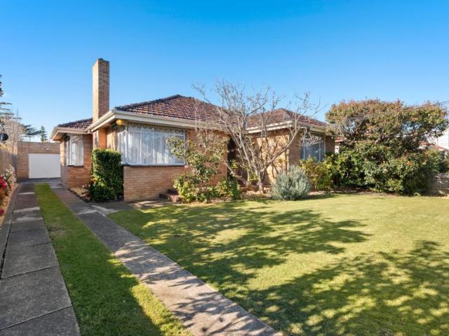 House for sale in Cheltenham, Melbourne