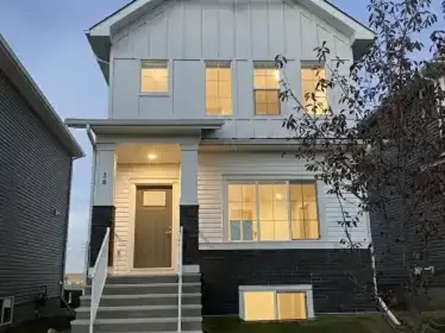 House for rent in Chestermere, Alberta