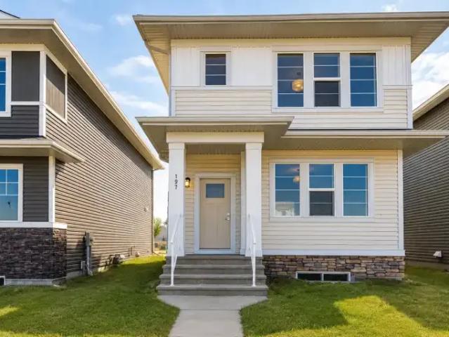 House for rent in Chestermere, Alberta