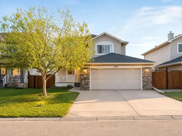 House for rent in Chestermere, Alberta