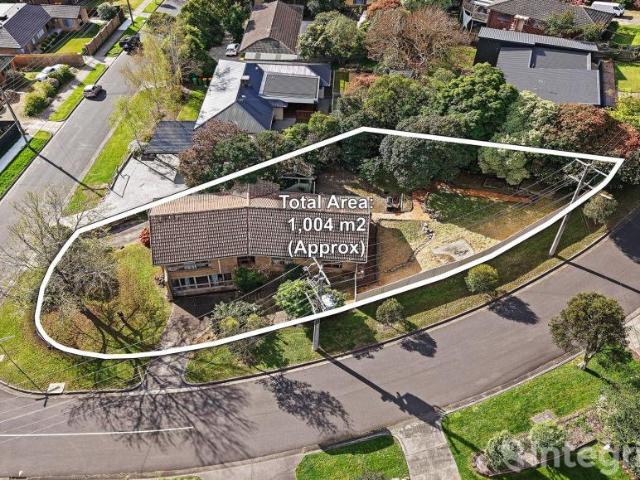 House for rent in Chirnside Park Country Club Estate, Melbourne