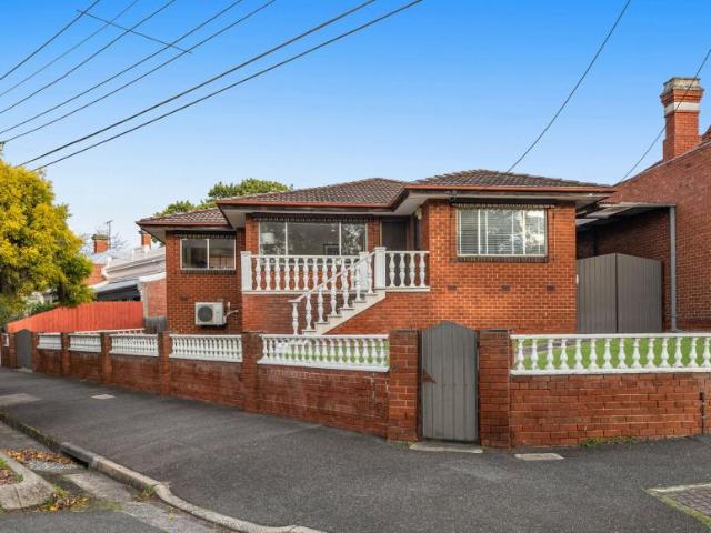 House for sale in Clifton Hill, Melbourne