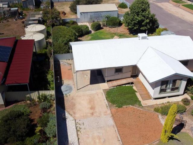 House for sale in Cowell