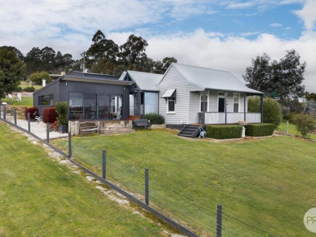 House for sale in Creswick, Shire of Hepburn
