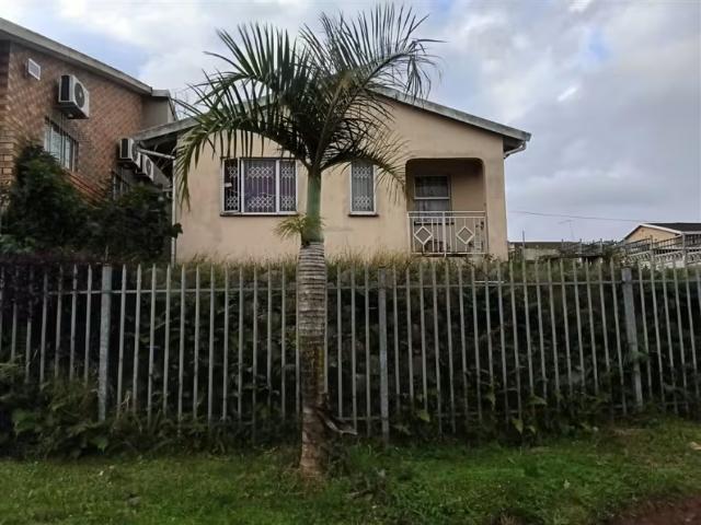 House for sale in Crossmoor, eThekwini Metropolitan Municipality