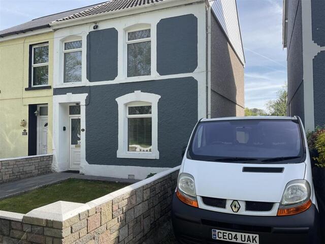 House for sale in Cwmllynfell, Cwarter Bach
