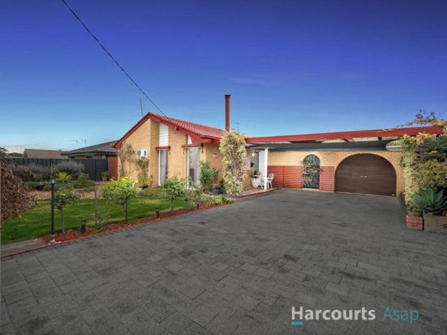 House for sale in Dandenong North, Melbourne