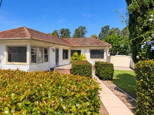 House for rent in Dapto, Wollongong City Council