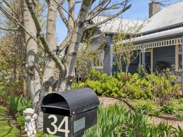 House for sale in Daylesford, Victoria