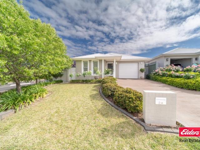 House for sale in Southlakes, Dubbo